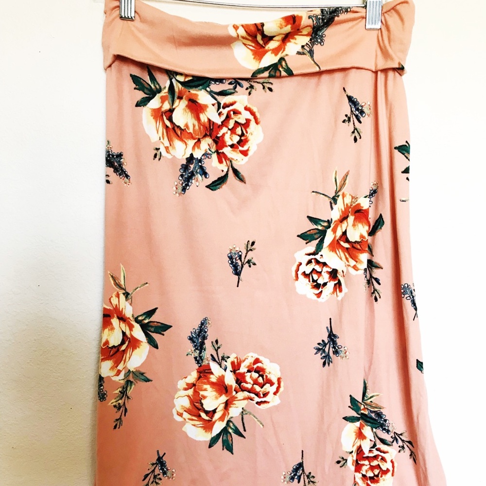 Fold over style pink floral midi skirt